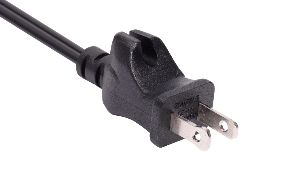American Power Cord NEMA 1-15P Type A Snap Lock Male Plug, 15A 125V