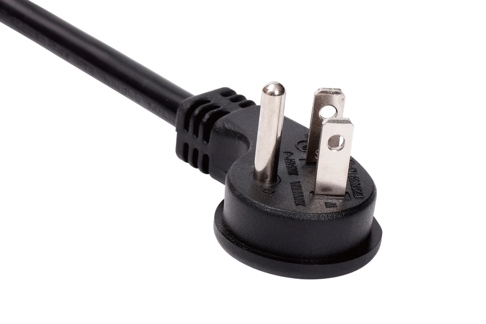 American Power Cord NEMA 5-15P Type B Slim Body Angle Male Plug, 15A 125V