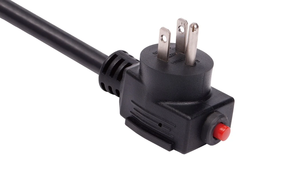 American Power Cord NEMA 5-15P Type B thermal Circuit Breaker Male Plug, 15A 125V