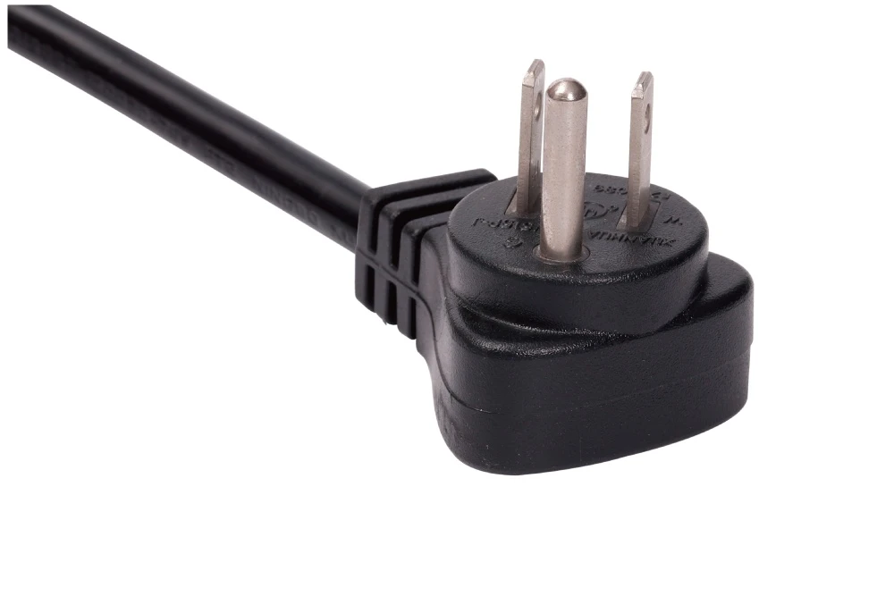 American Power Cord NEMA 5-15P Type B Turn 45 degree Male Plug, 15A 125V