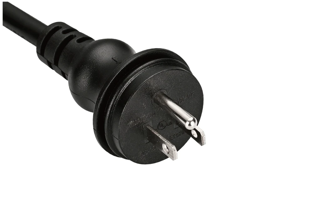 American Power Cord NEMA 5-15P Type B Waterproof IP44 Male Plug, 15A 125V