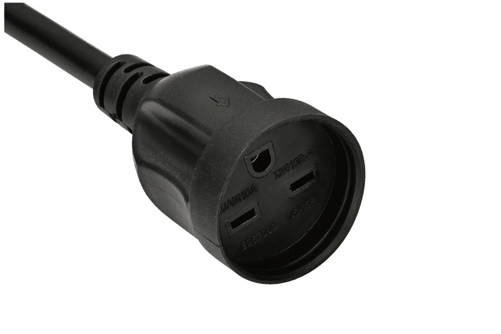 American Power Cord NEMA 6-15R Waterproof IP44 Extension Cord Socket, 15A 250V