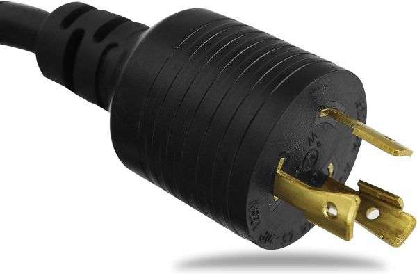 NEMA L5-20P to NEMA L5-20R